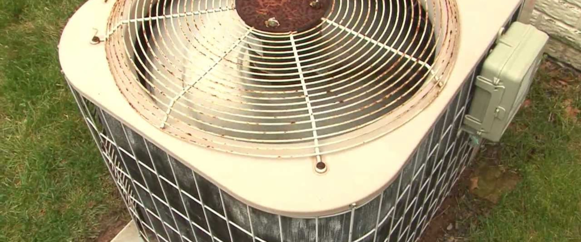 Do Outdoor AC Units Have Filters?